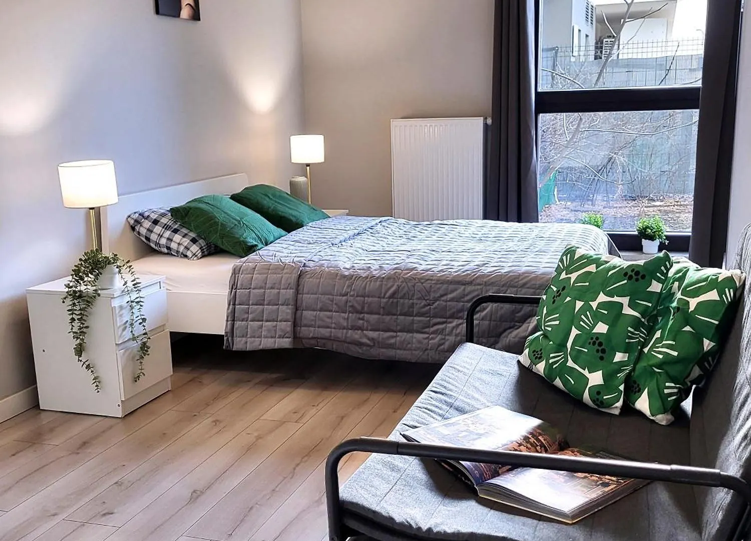 Chill Apartments City Link contacts